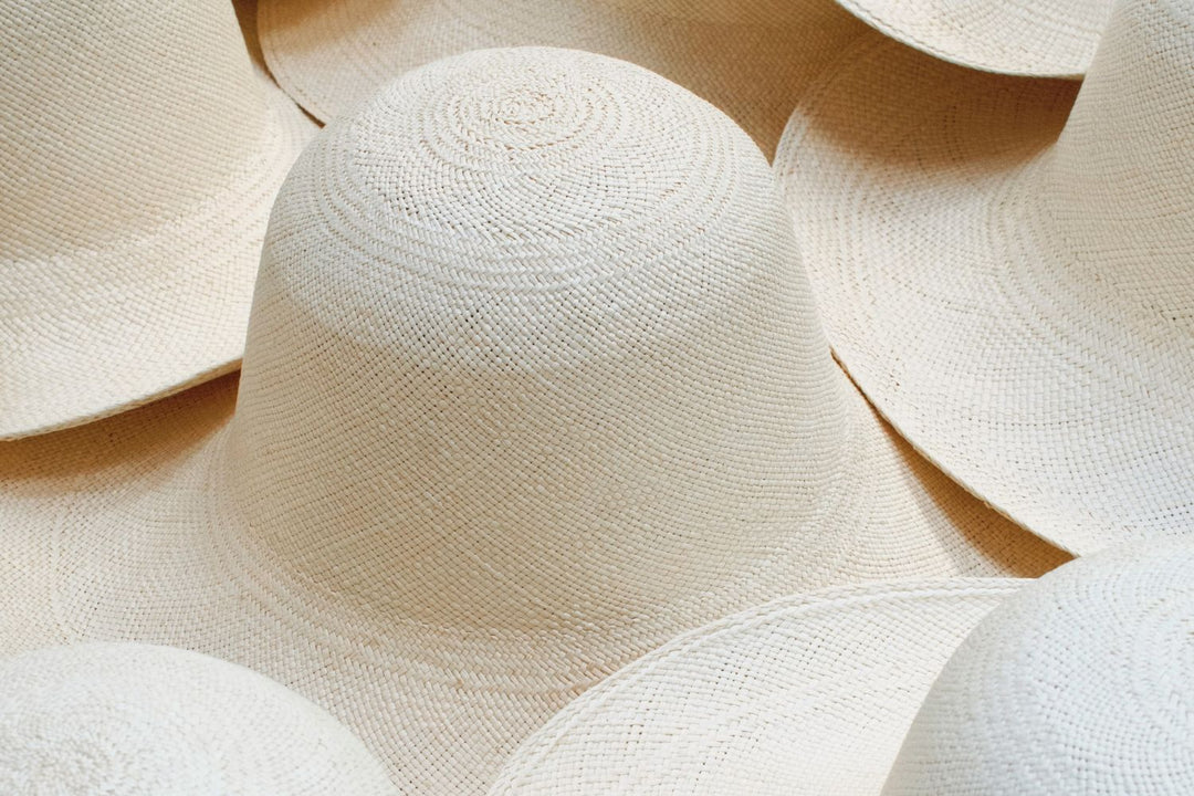 The materials of elegant men's hats
