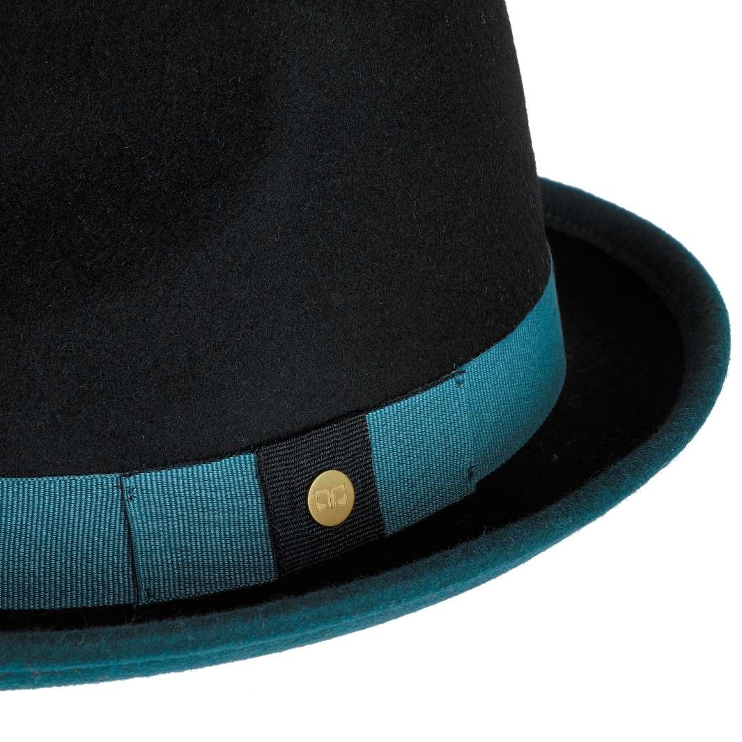 Cappello Trilby Michael color Petrolio, in feltro di lana merinos da uomo bicolore, foto con vista dettaglio ravvicinato - Primario Nesti