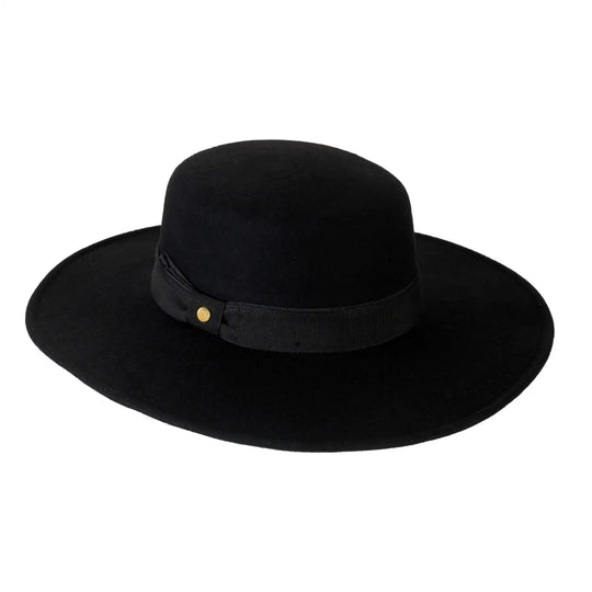 cappello canotto a tesa larga piatta in lana merinos da donna color nero intenso foto con vista inclinata sinistra 1 primario nesti