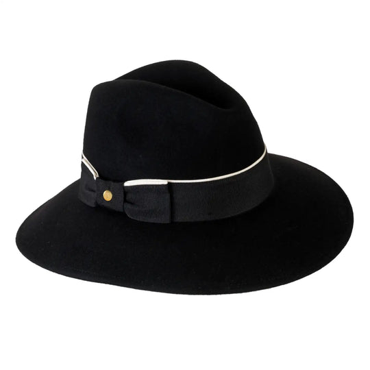 cappello signorile a tesa larga in lana merinos con fiocco da donna color nero onice foto con vista inclinata sinistra primario nesti