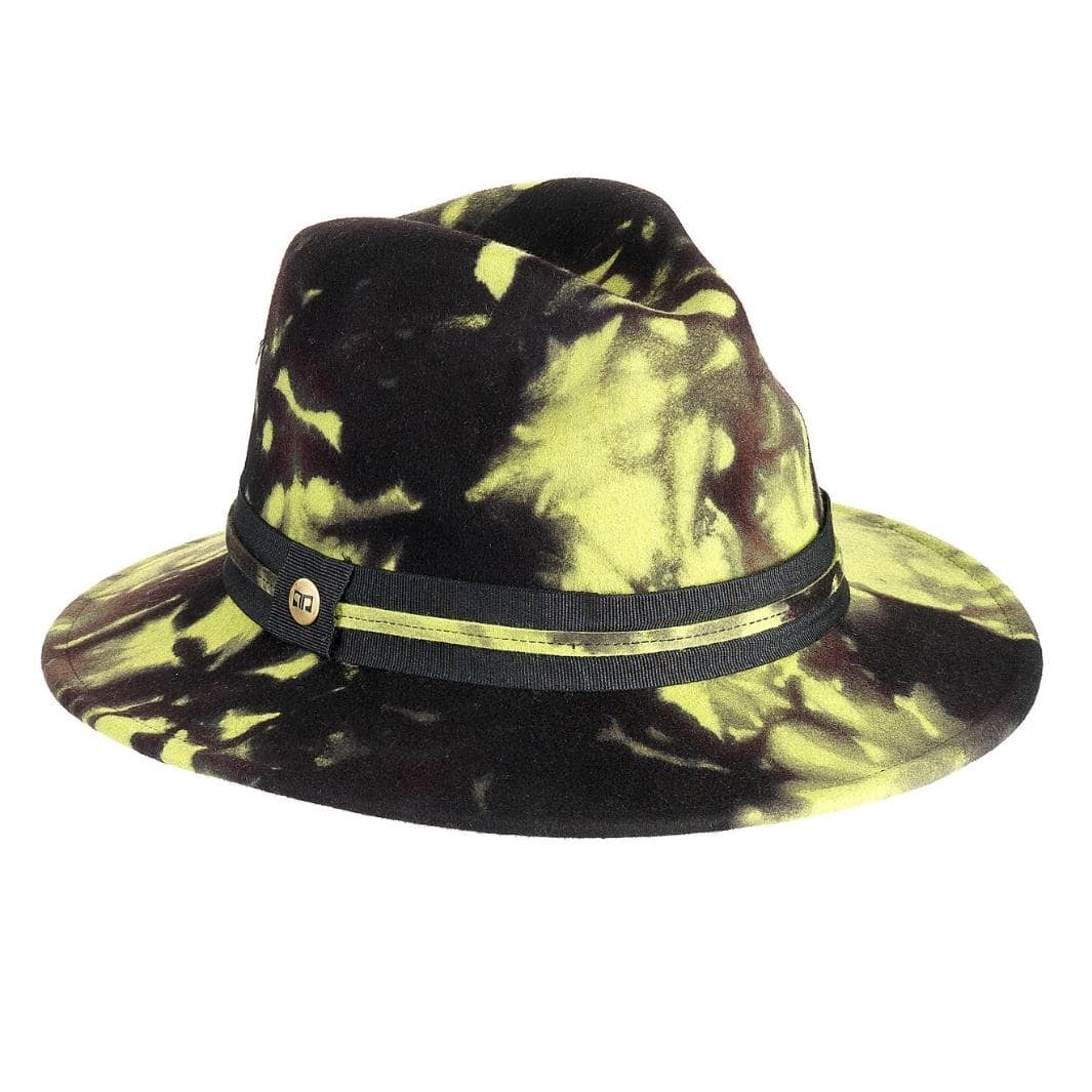 Cappello Fedora Unisex color Giallo, in feltro di lana merinos da uomo, foto con vista inclinata - Primario Nesti