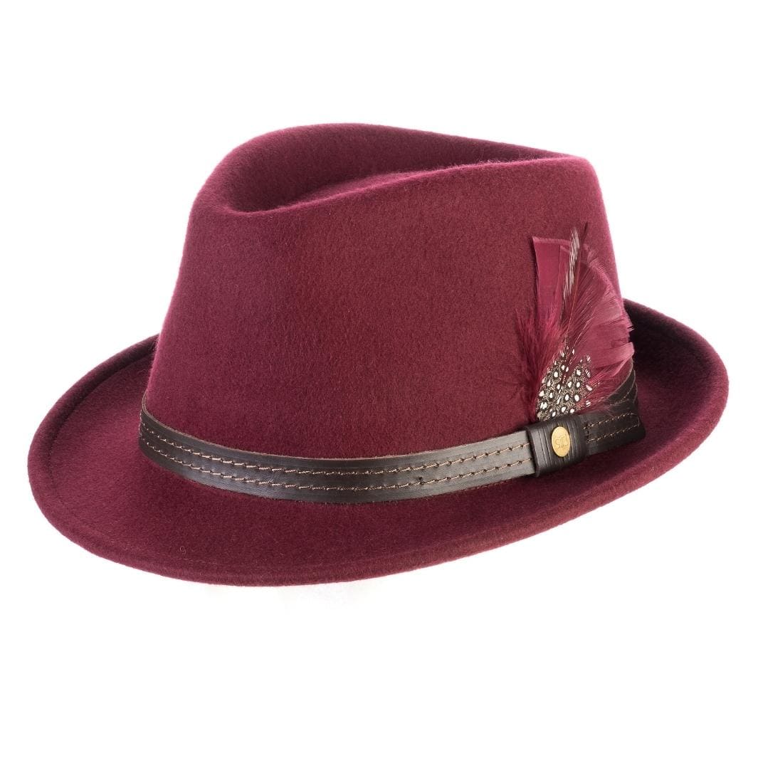 Cappello Trilby Classico color Bordeaux, in feltro di lana merinos da uomo, foto con vista inclinata - Primario Nesti