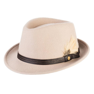 Cappello Trilby Classico color Beige, in feltro di lana merinos da uomo, foto con vista inclinata - Primario Nesti