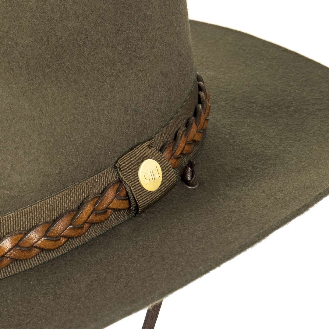 Cappello Cowboy Classico color Verde Oliva, in feltro antipioggia da uomo, foto con vista dettaglio ravvicinato - Primario Nesti