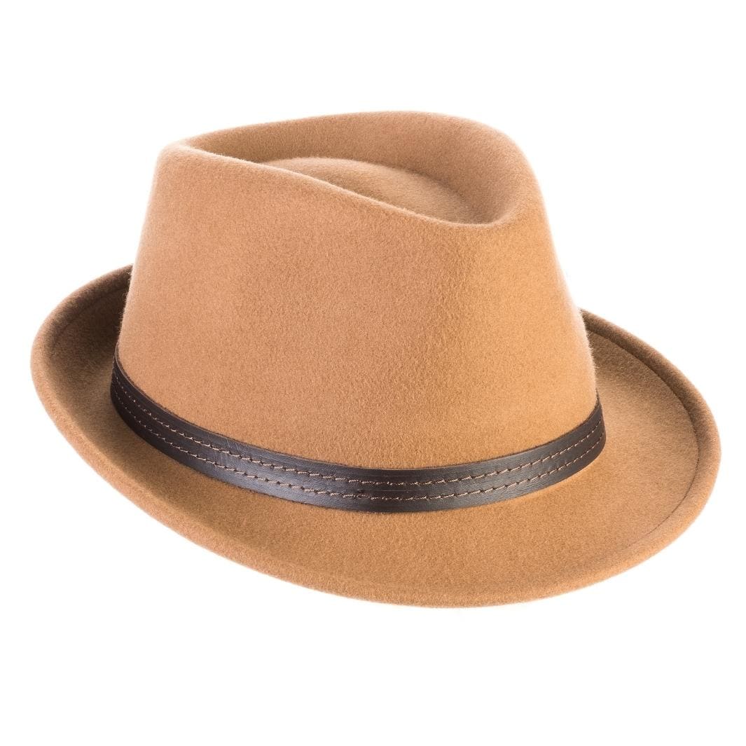 Cappello Trilby Classico color Cammello, in feltro di lana merinos da uomo, foto con orientamento laterale - Primario Nesti